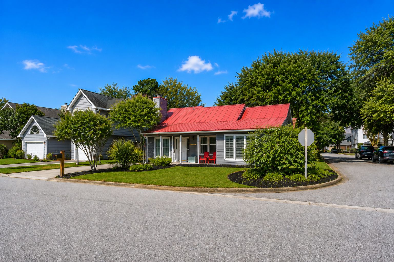 Corner Lot, Daytime